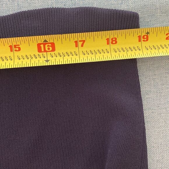 Chico’s navy blue straight leg stretchy cropped pants - Picture 5 of 9